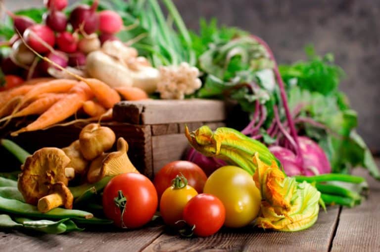 DR. ARTHRITIS TIPS: EATING TO BEAT ARTHRITIS - Dr. Arthritis